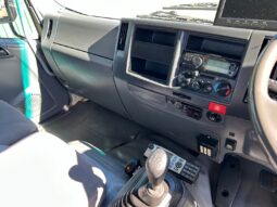 2009 Isuzu FRR600 Service Truck full