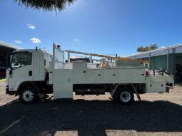 2009 Isuzu FRR600 Service Truck full