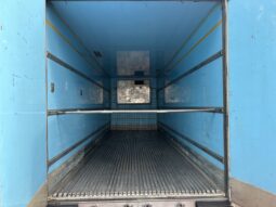 09/2007 MAXITRANS Roll Back 12 Pallet Refrigerated/Freezer Van full