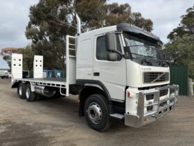 01/2005 Volvo FM9 380 6X4 Beavertail