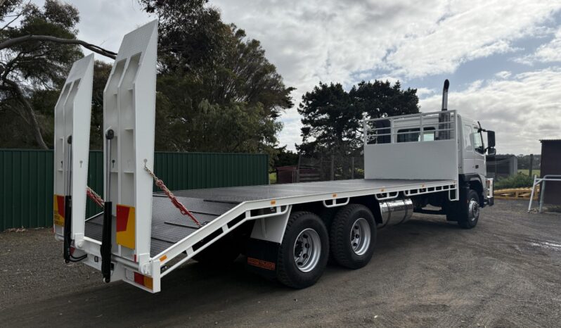 01/2005 Volvo FM9 380 6X4 Beavertail full