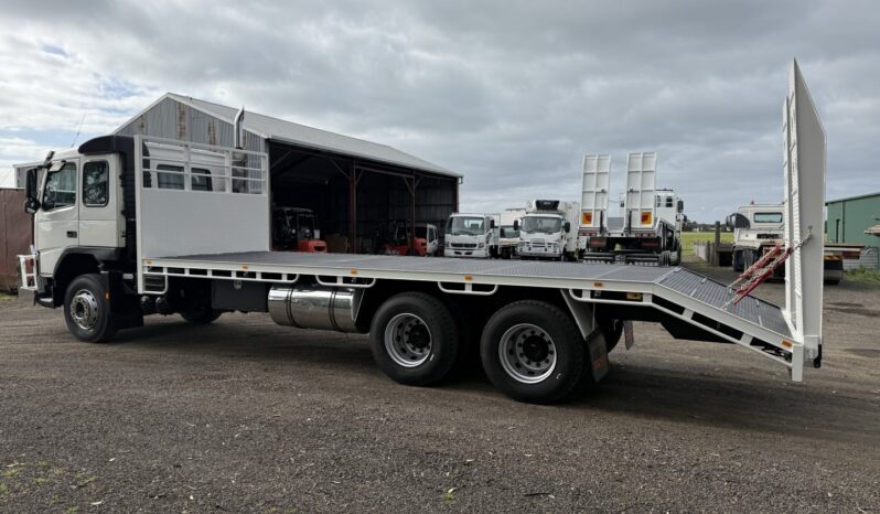 01/2005 Volvo FM9 380 6X4 Beavertail full