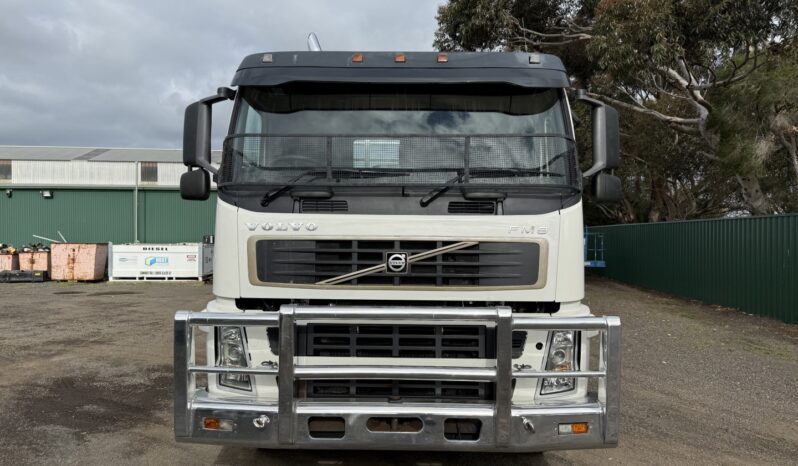 01/2005 Volvo FM9 380 6X4 Beavertail full