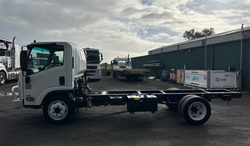 10/2013 Isuzu NQR450 Cab Chassis full