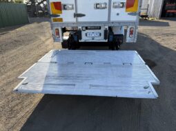 05/2017 Isuzu FVD1000 Fridge/Freezer Truck full