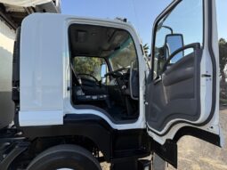 05/2017 Isuzu FVD1000 Fridge/Freezer Truck full