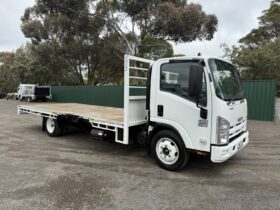 04/2008 Isuzu NQR450 Tray & Tailgate Lifters