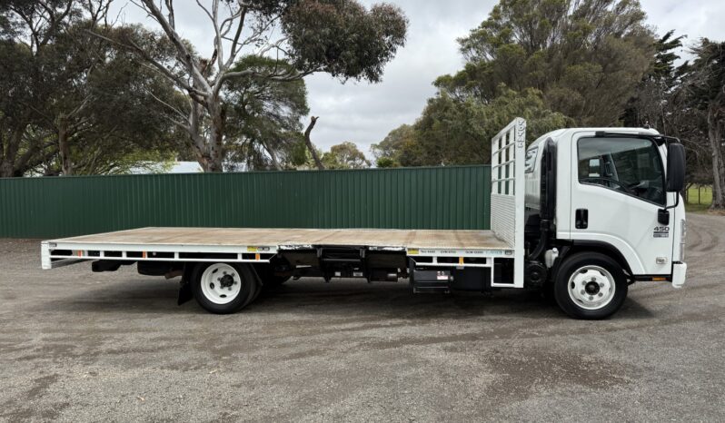 04/2008 Isuzu NQR450 Tray & Tailgate Lifters full