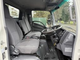 04/2008 Isuzu NQR450 Tray & Tailgate Lifters full