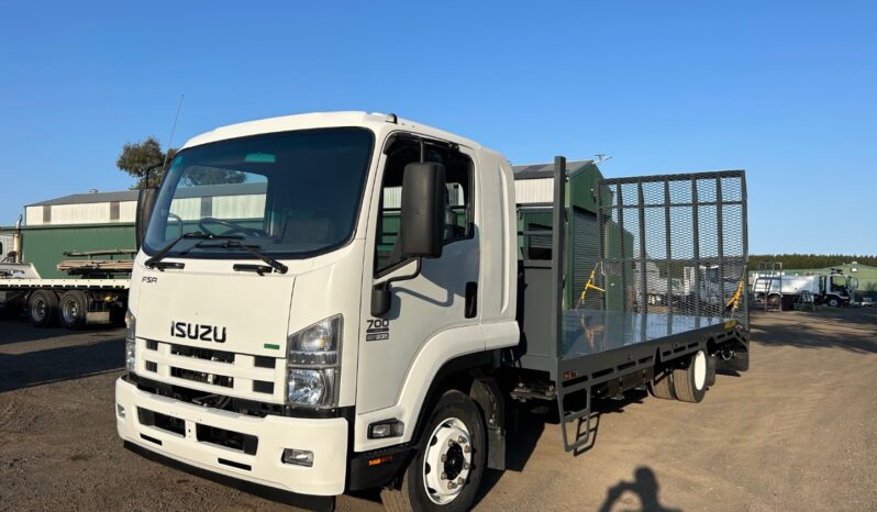 04/2014 Isuzu FSR 700/850 Beavertail full