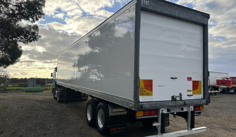 10/2006 Maxitrans ST2 Tandem Refrigerated Trailer full